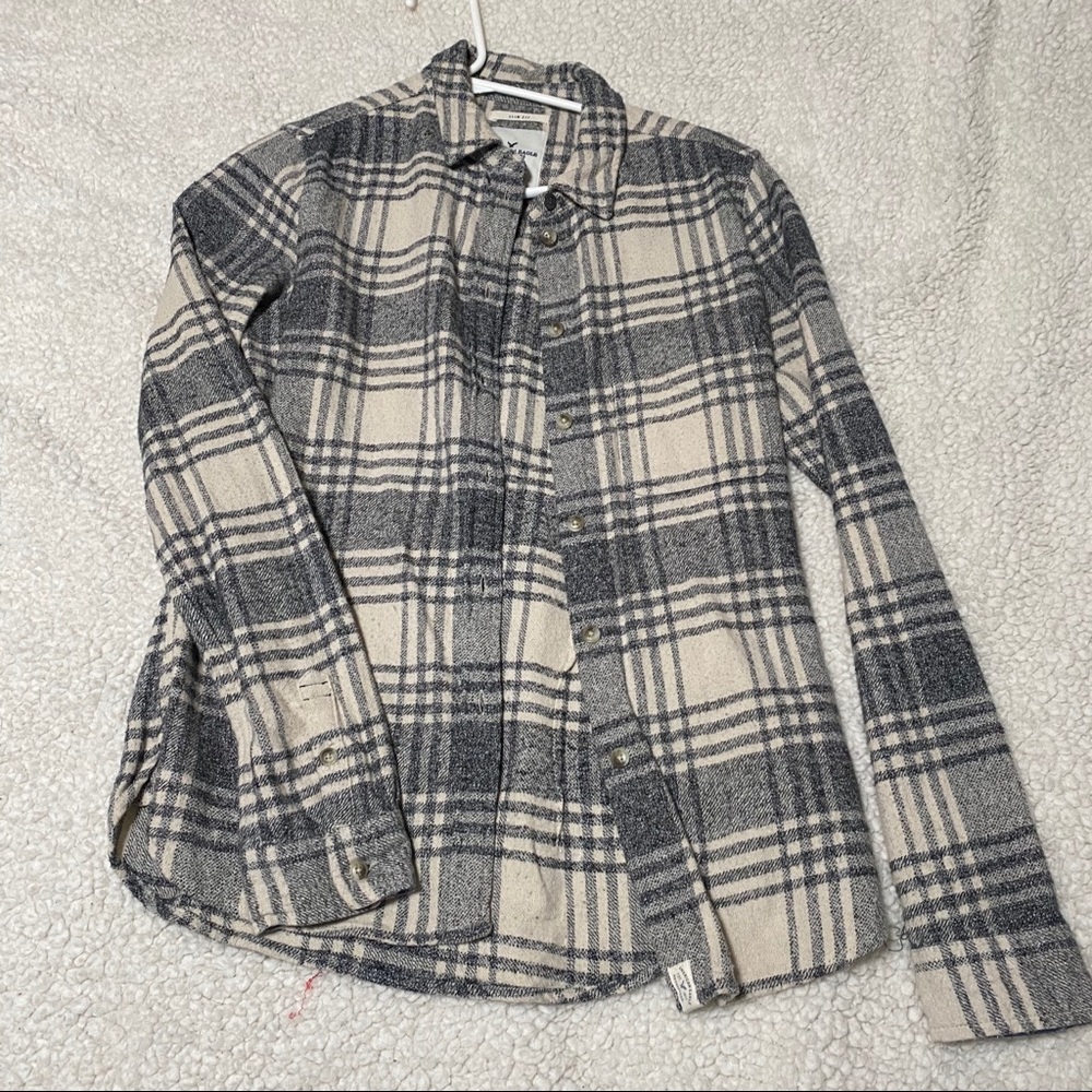 Never worn AEO flannel